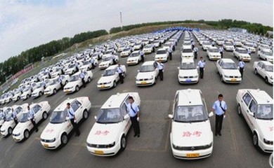 长春驾校数量四年激增77% 市场繁荣背后的挑战与思考